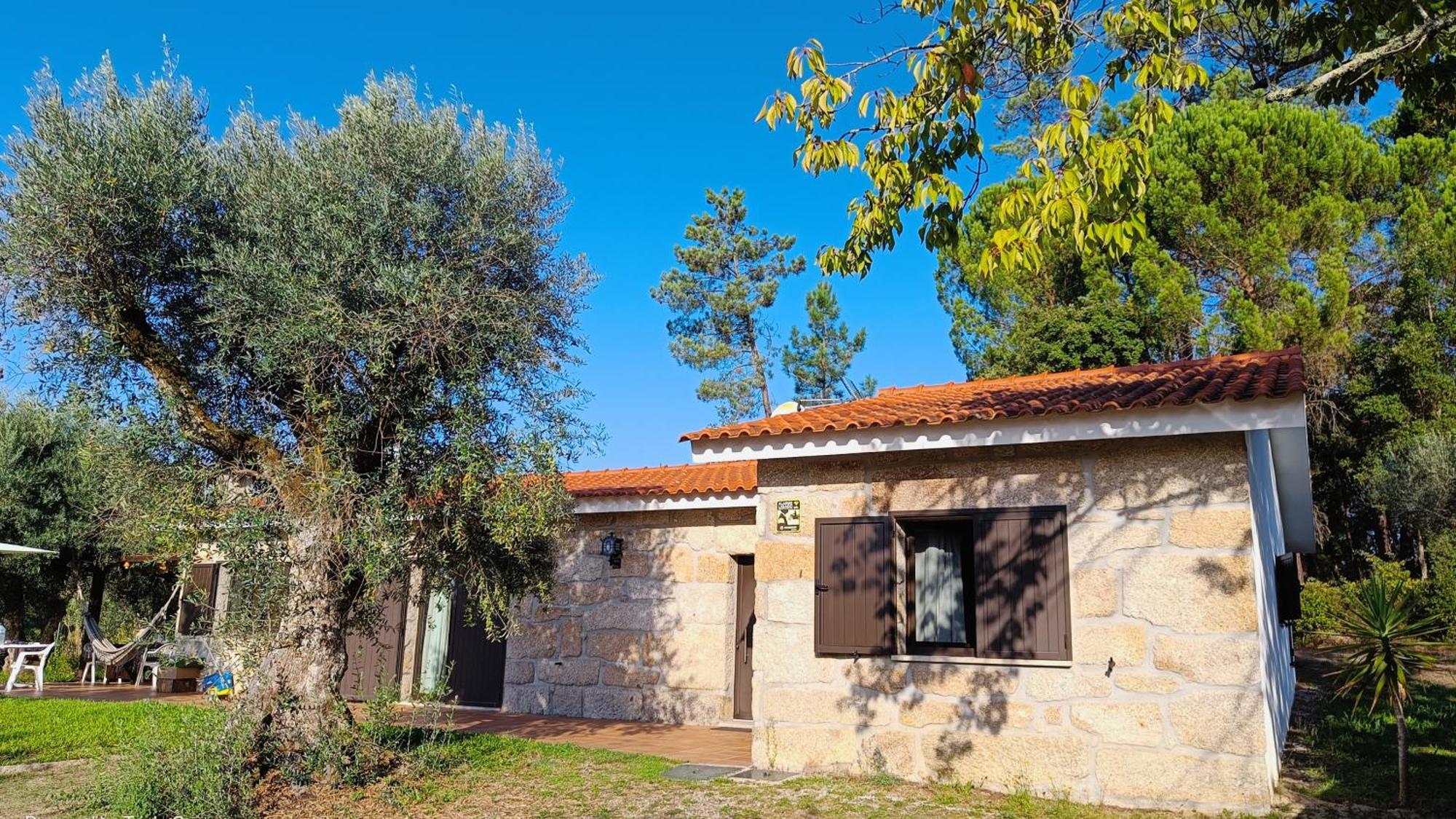 Gasthaus Quinta Da Pedra Mija Santar Exterior foto